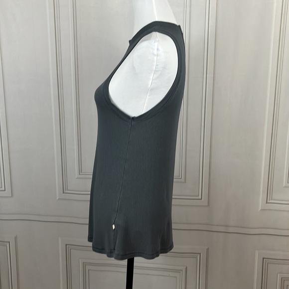 Roxy swing tank - Picture 7 of 12